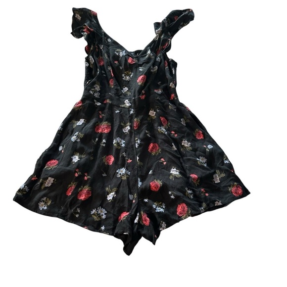 American Eagle Outfitters Black Floral Romper - Picture 1 of 4